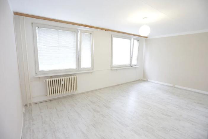 Prodej bytu 1+kk, Praha - Řepy, Bazovského, 33 m2