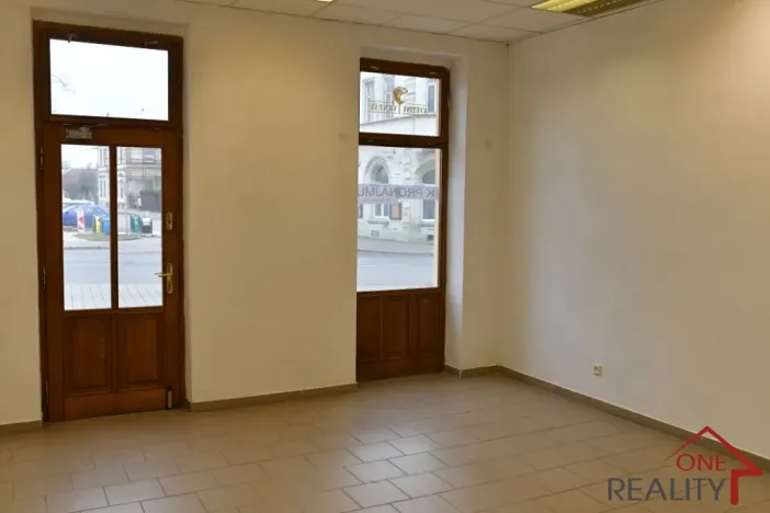 Pronájem obchodního prostoru, Holešov, Palackého, 33 m2