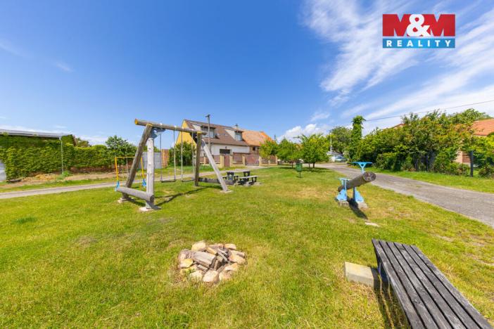 Prodej rodinného domu, Šumice, 263 m2