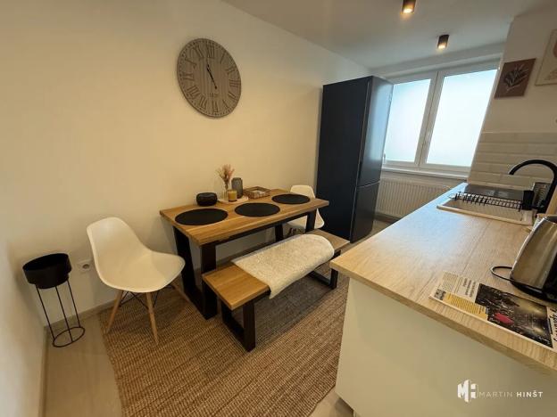 Pronájem bytu 2+kk, Měšice, Revoluční, 43 m2