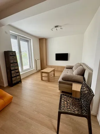 Pronájem rodinného domu, Praha - Vinoř, Mokošínská, 158 m2