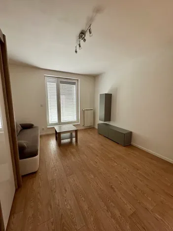 Pronájem rodinného domu, Praha - Vinoř, Mokošínská, 158 m2