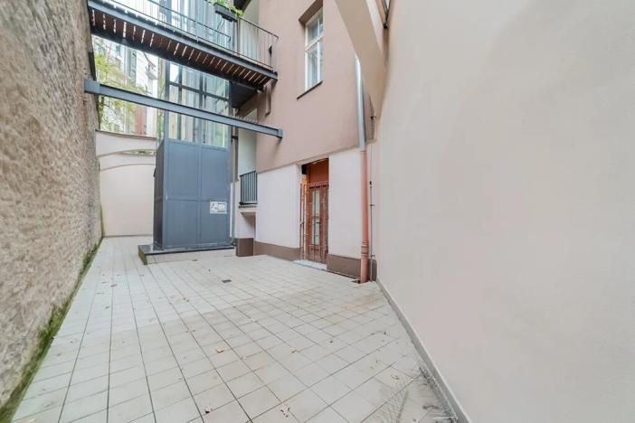 Pronájem restaurace, Praha - Žižkov, Ježkova, 64 m2