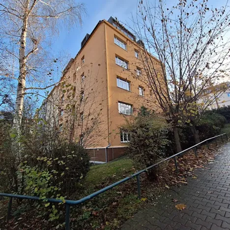 Pronájem bytu 3+kk, Praha - Břevnov, Bělohorská, 70 m2