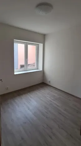 Pronájem bytu 2+kk, Rosice, Wolkerova, 38 m2