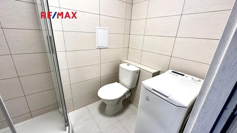 Pronájem bytu 1+kk, Kladno, Italská, 27 m2