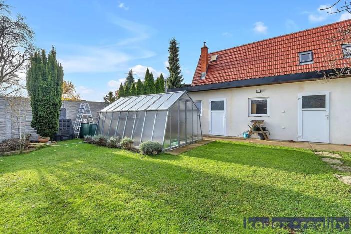 Prodej rodinného domu, Hradec Králové, U Jednoty, 300 m2