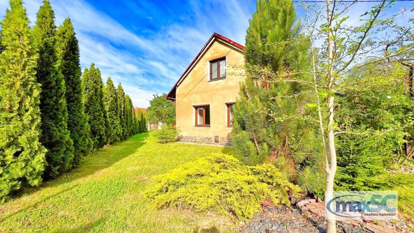 Prodej rodinného domu, Choteč, Malá Strana, 90 m2