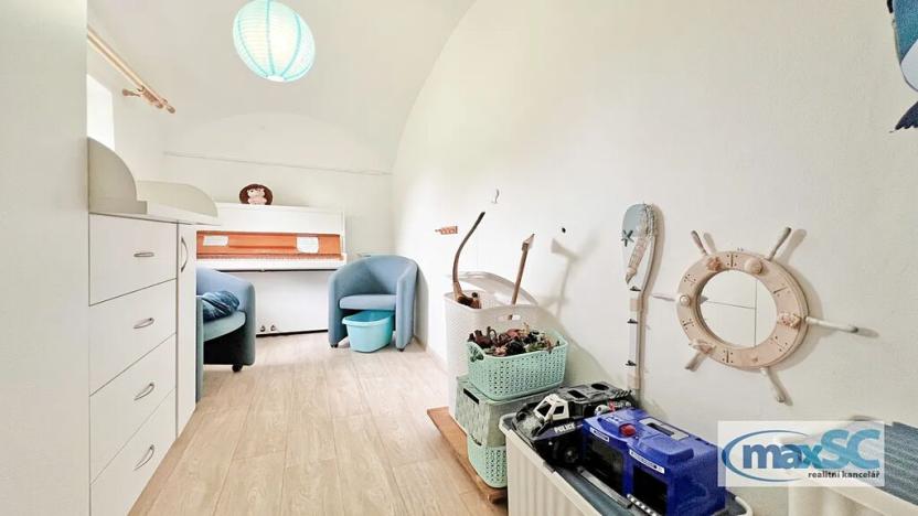 Prodej rodinného domu, Choteč, Malá Strana, 90 m2