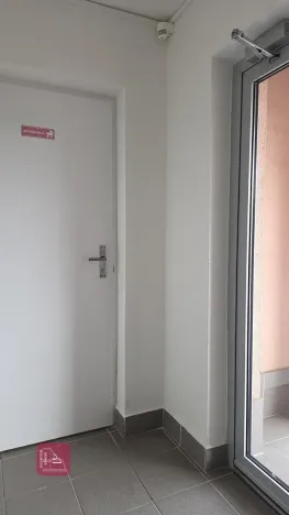 Pronájem bytu 1+1, Mokrá-Horákov, 40 m2