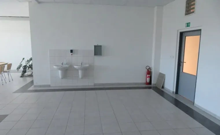 Prodej výrobních prostor, Klatovy, ul. 5. května, 3418 m2