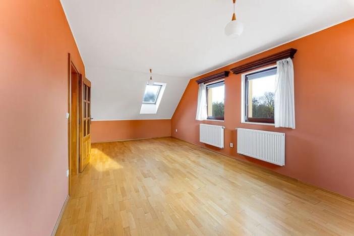 Pronájem rodinného domu, Praha - Křeslice, Pod ovčínem, 300 m2