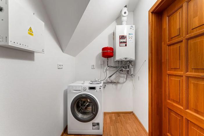 Pronájem rodinného domu, Praha - Křeslice, Pod ovčínem, 300 m2