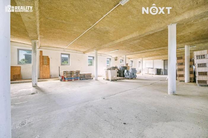 Prodej skladu, Letonice, 1758 m2