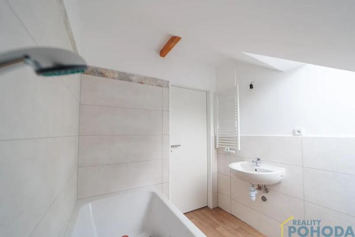 Prodej bytu 3+kk, Choceň, Peliny, 64 m2