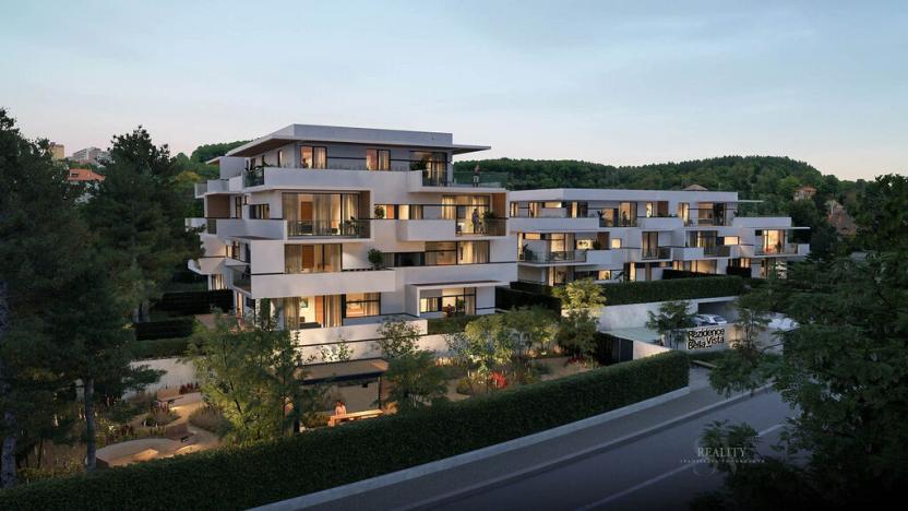 Pronájem bytu 2+kk, Praha - Troja, Pod Hrachovkou, 45 m2