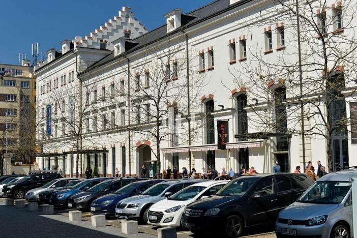 Pronájem kanceláře, Praha - Holešovice, U průhonu, 350 m2