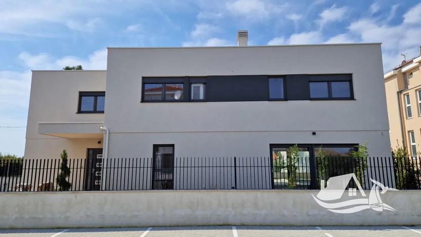 Prodej bytu 4+kk, Privlaka, Chorvatsko, 94 m2