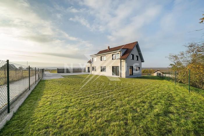 Prodej rodinného domu, Žižice, 228 m2