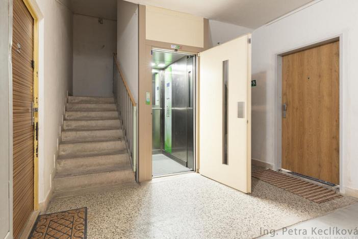 Pronájem bytu 3+1, Brno - Kohoutovice, Axmanova, 73 m2