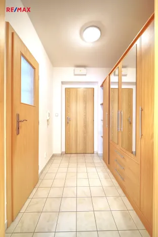 Pronájem bytu 1+kk, Plzeň, Plzenecká, 34 m2