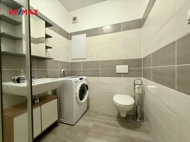 Prodej bytu 2+kk, Zbůch, U Trati, 49 m2