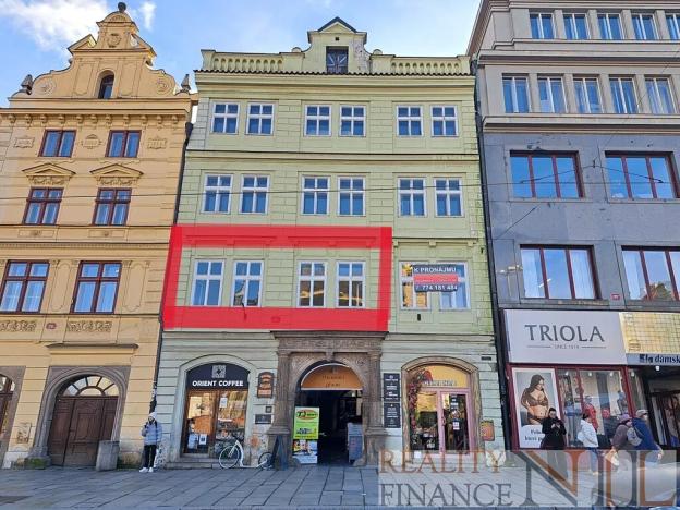 Pronájem bytu 2+kk, Plzeň, náměstí Republiky, 62 m2