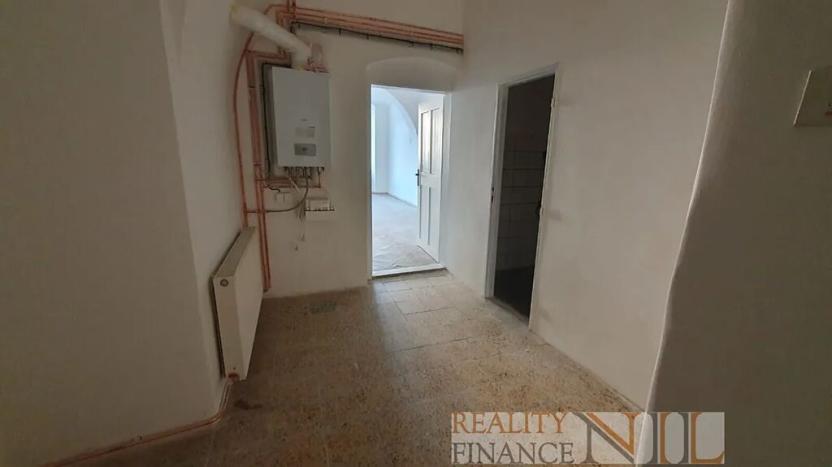 Pronájem bytu 2+kk, Plzeň, náměstí Republiky, 62 m2