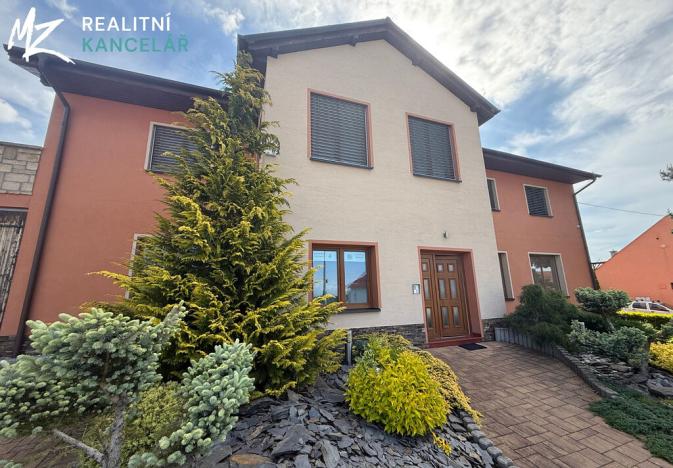 Prodej obchodního prostoru, Mrsklesy, 437 m2