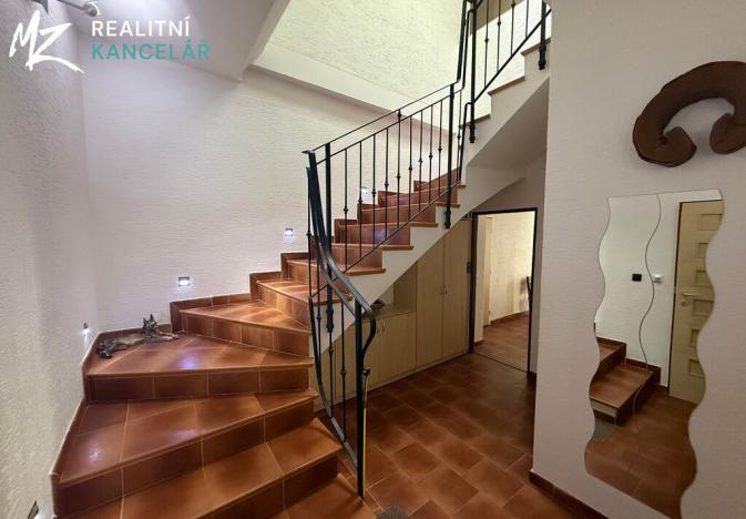 Prodej obchodního prostoru, Mrsklesy, 437 m2