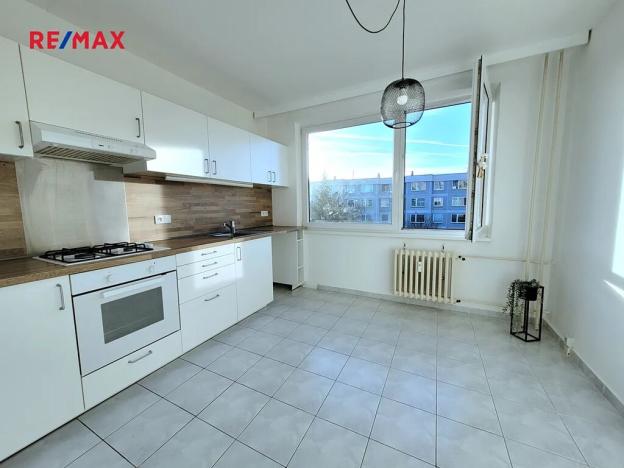 Pronájem bytu 4+1, Praha - Modřany, Daňkova, 89 m2