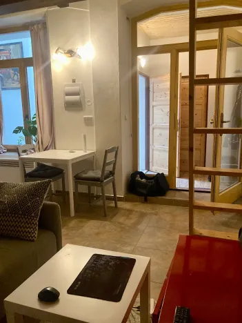 Pronájem bytu 1+1, Praha - Košíře, Vrchlického, 35 m2