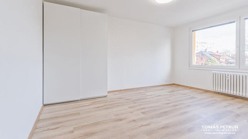 Pronájem bytu 2+kk, Hradec Králové - Nový Hradec Králové, Fričova, 35 m2