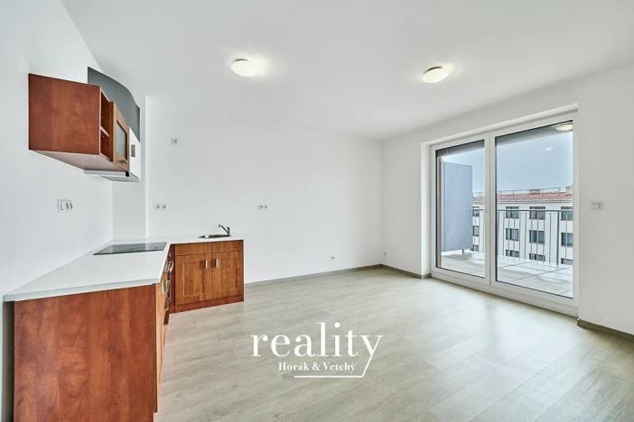 Pronájem bytu 2+kk, Znojmo, Tovární, 50 m2