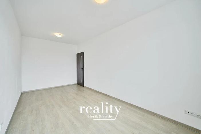 Pronájem bytu 2+kk, Znojmo, Tovární, 50 m2