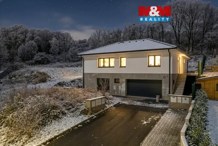 Prodej rodinného domu, Ledce, 216 m2