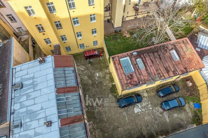 Pronájem kanceláře, Praha - Bubeneč, Jana Zajíce, 270 m2