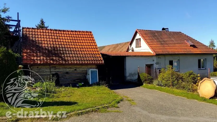 Dražba rodinného domu, Koberovice, 198 m2