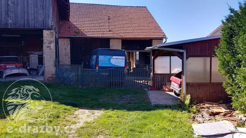 Dražba rodinného domu, Koberovice, 198 m2