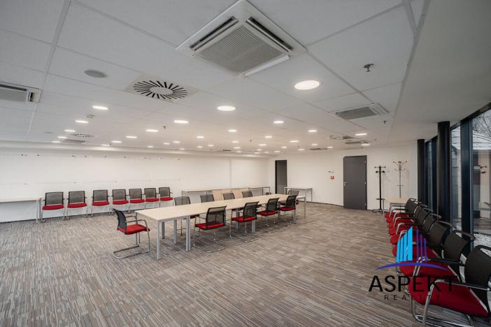 Pronájem kanceláře, Praha - Chodov, Líbalova, 30 m2