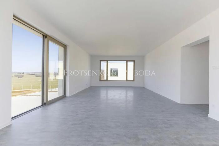 Pronájem kanceláře, Velká Bíteš, 937 m2