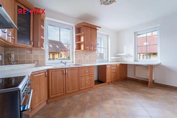 Prodej rodinného domu, Dolní Bousov, V Končinách, 146 m2