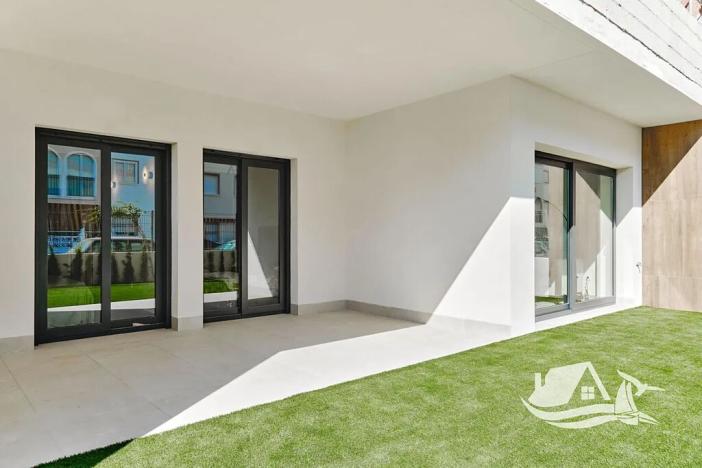 Prodej rodinného domu, Torrevieja, Španělsko, 77 m2