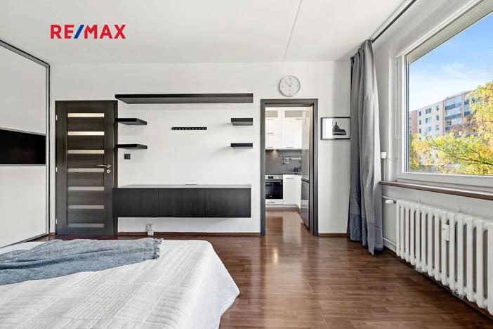 Pronájem bytu 1+kk, Praha - Chodov, Benkova, 30 m2