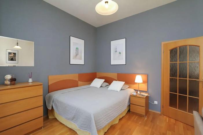 Pronájem bytu 1+kk, Praha - Vinohrady, Sázavská, 35 m2