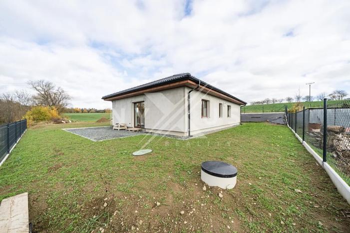 Prodej rodinného domu, Pravonín, 115 m2