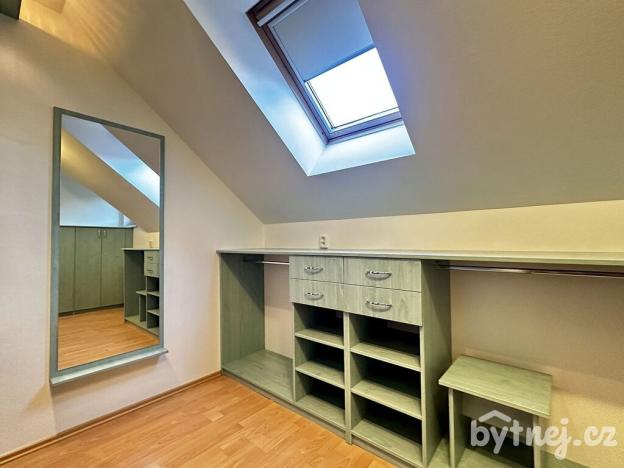 Pronájem rodinného domu, Olomouc - Nový Svět, Boční, 156 m2