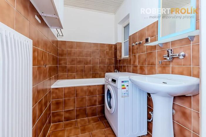 Pronájem bytu 2+1, Praha - Střešovice, Na Petynce, 77 m2