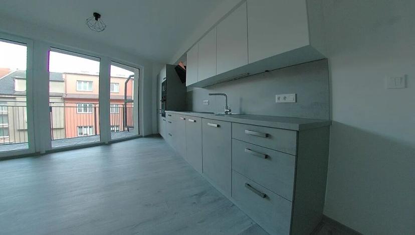 Pronájem bytu 2+kk, Plzeň, Na Jíkalce, 58 m2