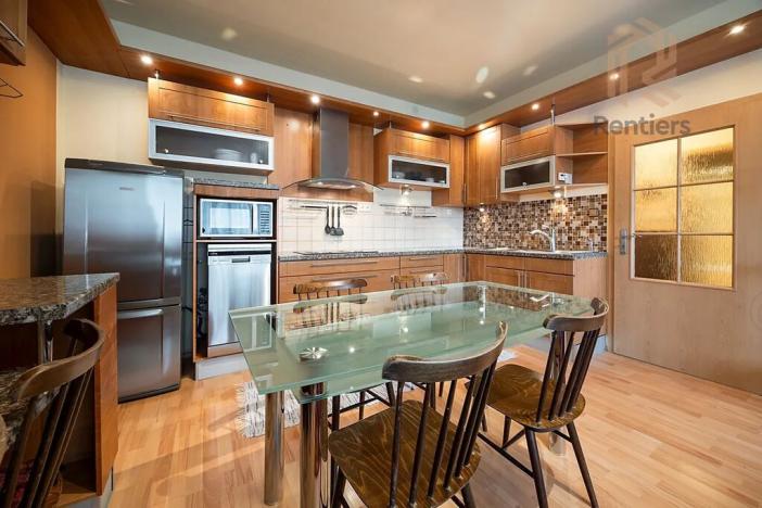 Prodej bytu 2+kk, Praha - Prosek, Vysočanská, 67 m2